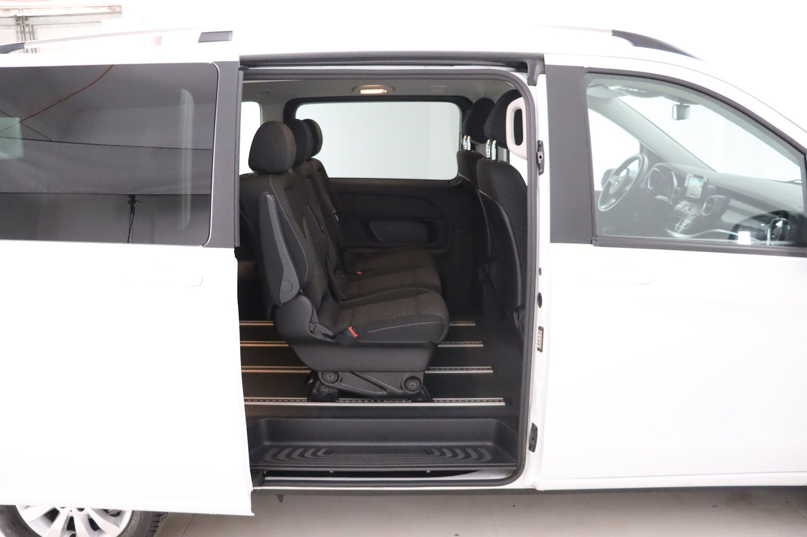 Fahrzeugabbildung Mercedes-Benz V 220 d * ILS * LED * Sitzhzg. * Tempomat