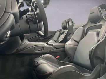 2023 Aston Martin V12 VANTAGE 照片 8