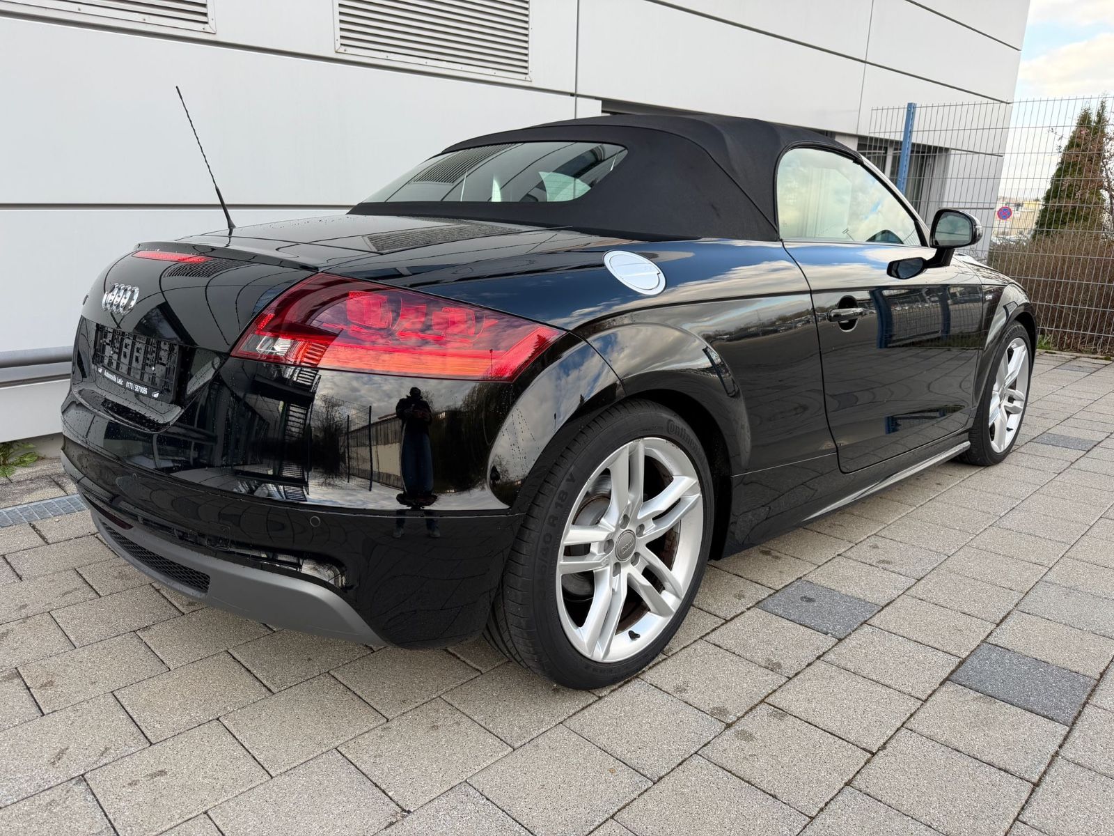 Audi TT 1.8 TFSI Roadster S-Line foto 9