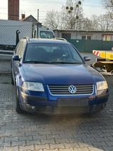 Volkswagen Passat 2.5 V6 TDI 4motion Trendline  - Volkswagen Passat: V6 TDI 4motion