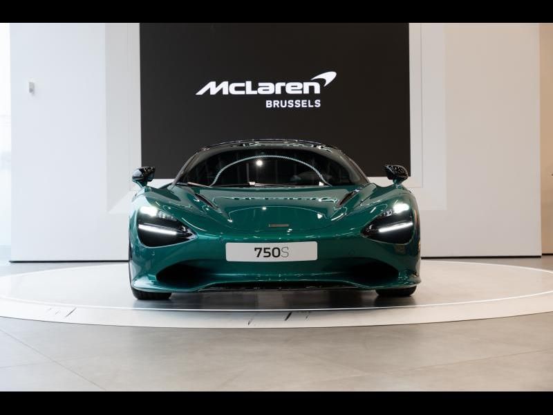 McLaren 750S Coupe imagem 3