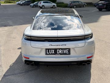 Porsche Panamera - 5