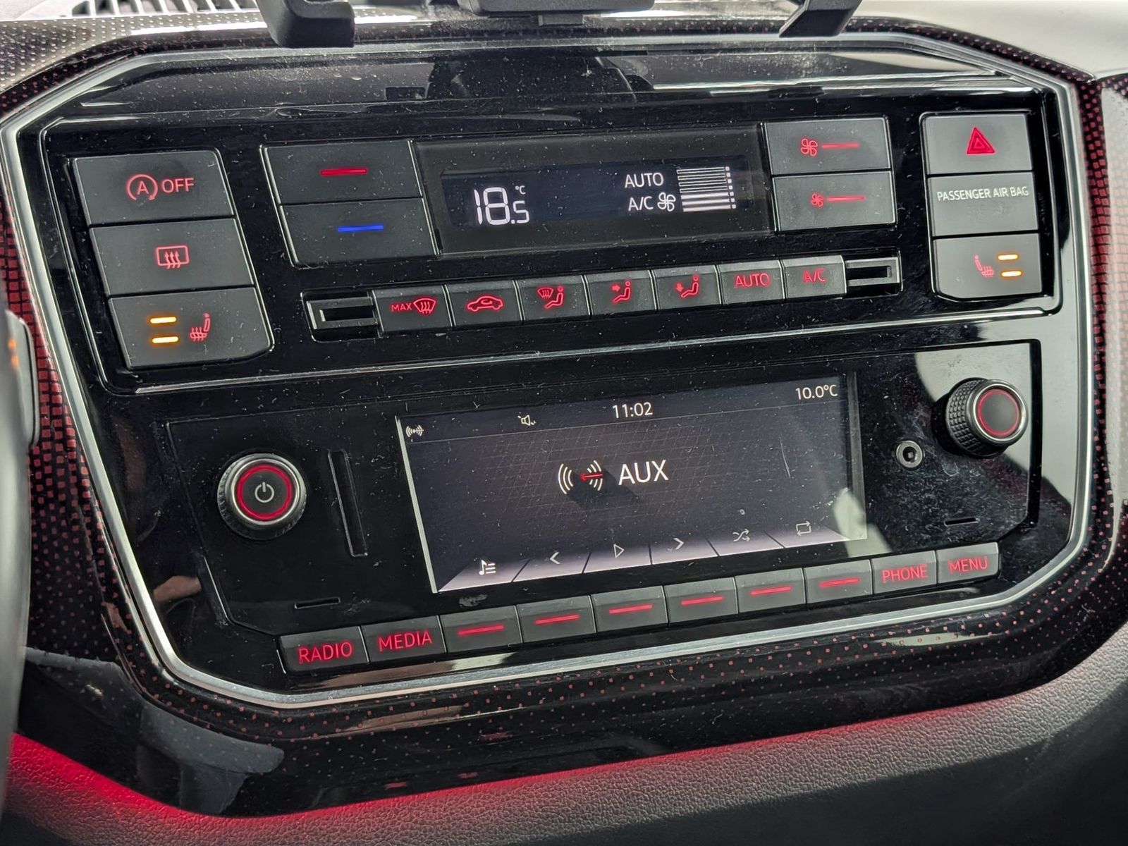 VW up ! GTI 1.0 TSI SHZ LED DAB – Bild 24