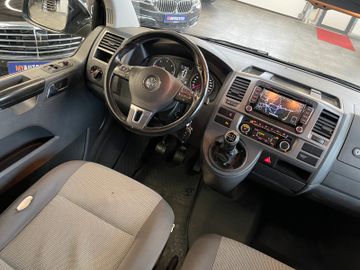 Volkswagen T5  Caravelle Comfortli *9-SITZER*NAVI*SZHZ*AHK*