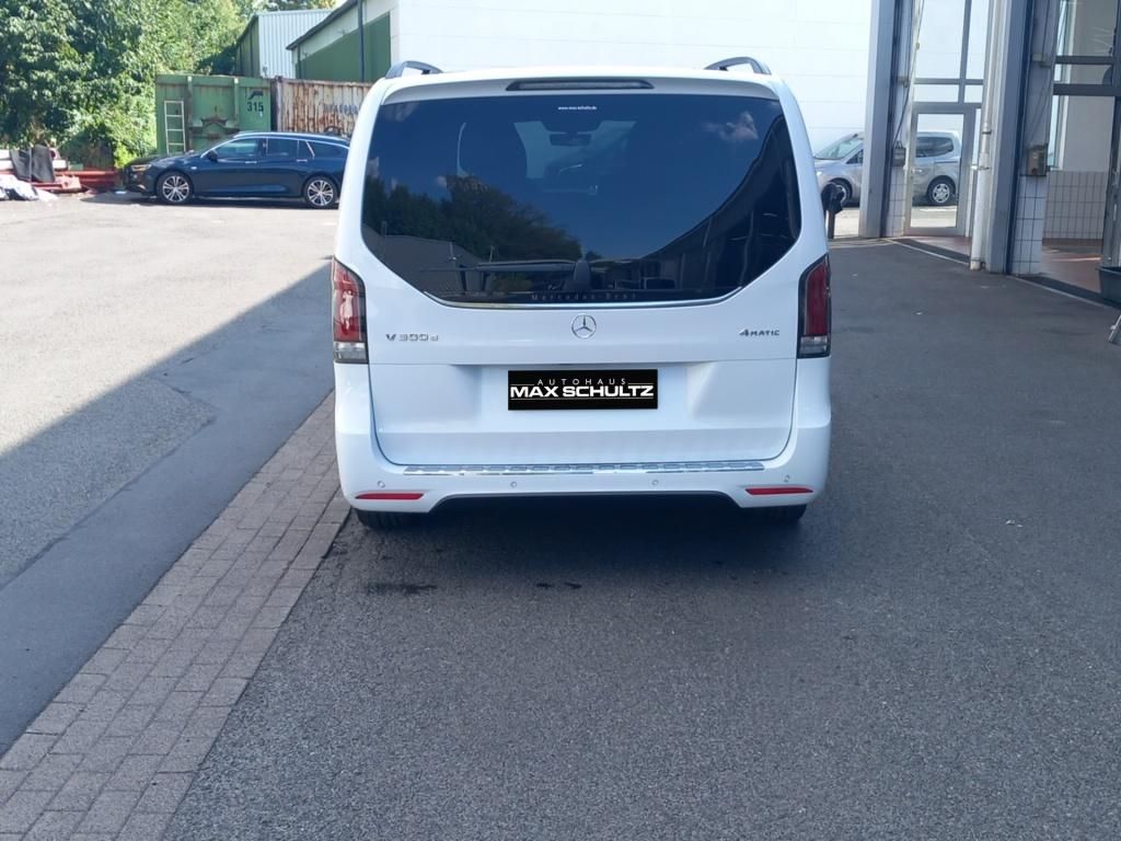 Fahrzeugabbildung Mercedes-Benz V 300 d Style 4M lang AMG*Airmatic*Navi*Distron.