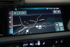 AUDI A3 Sportback 35 TFSI | 2x S line | Pano | Carbon AUDI A3 Sportback 35 TFSI | 2x S line | Pano | Carbon