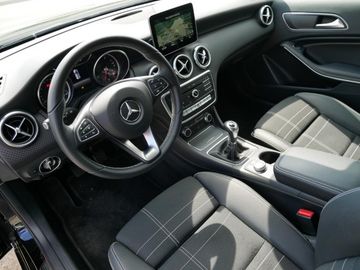 Mercedes A 180 - 10