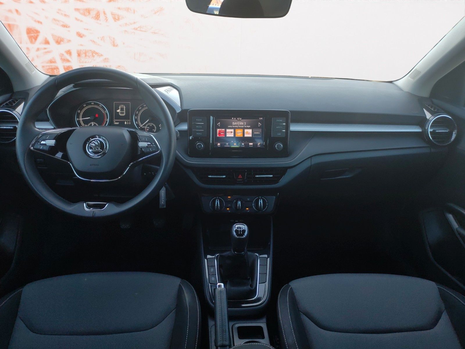 Fahrzeugabbildung SKODA Fabia Selection ! 4 Jahre Garantie ! PDC ! Touch
