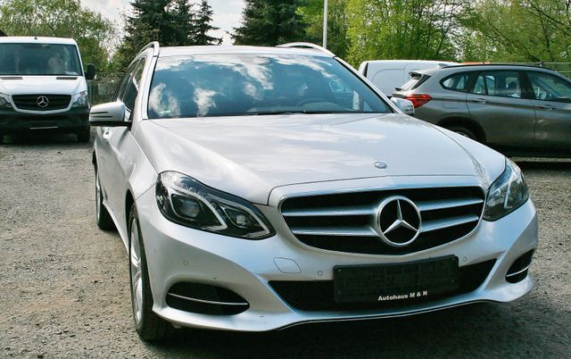 MERCEDES-BENZ E 350 T+Navi+LED+Sitzh+Dach+AHK+Totwinkel+Kamera