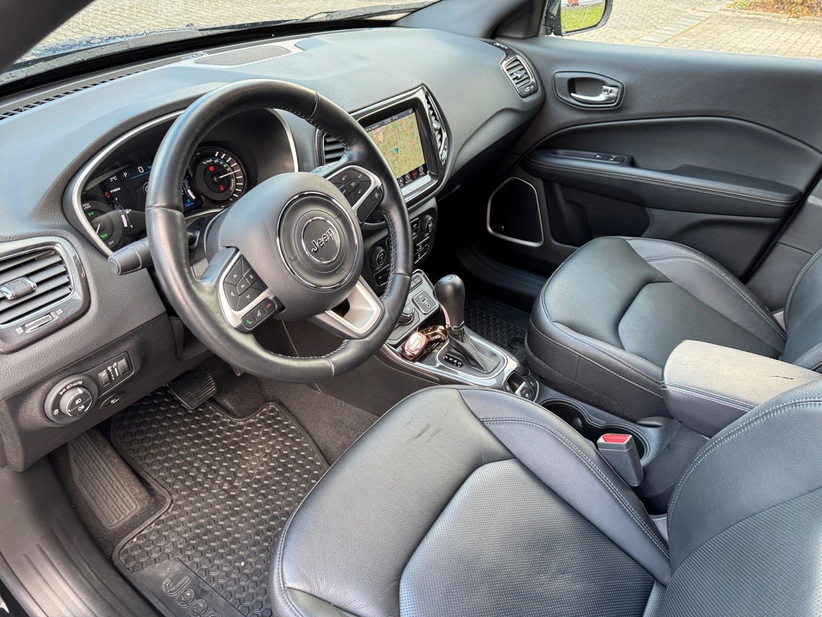 Compass 1,3 Plug-in-Hybrid Navi Kamera Leder Xen