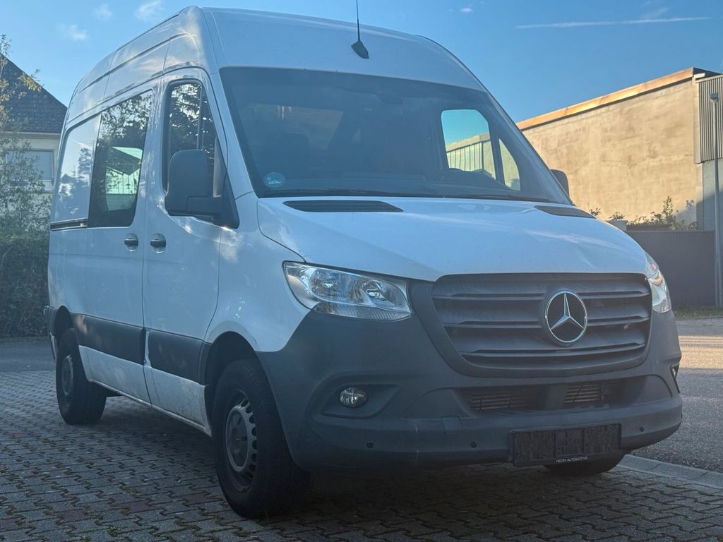 Image of Mercedes-Benz Sprinter