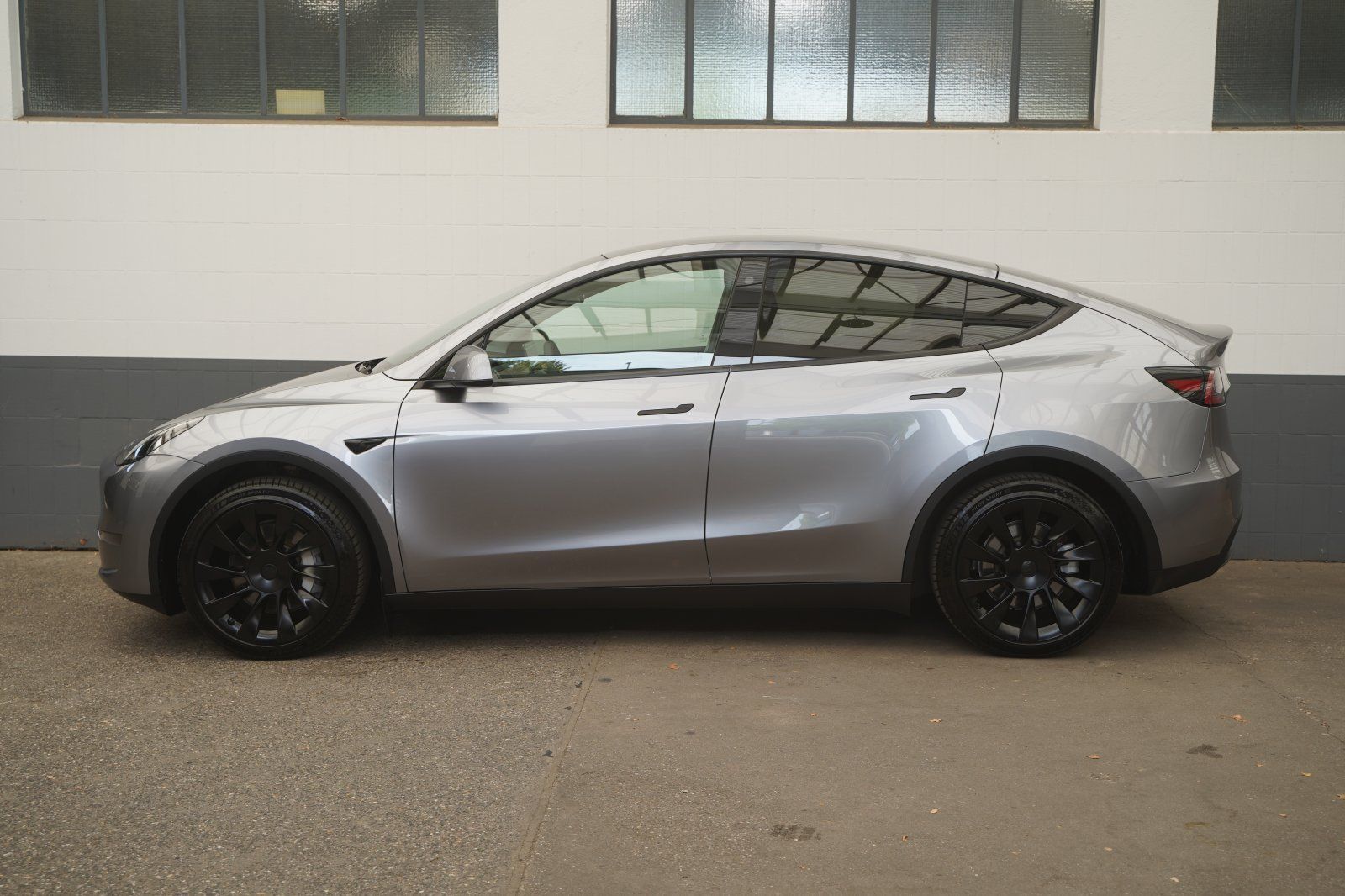 Tesla Model Y Long Range AWD 20-Zoll AHK foto 4