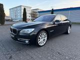 BMW 750 xDrive S-DACH/SOFTC/HUD/B&O/4xSITZBELÜFT/AHK - gebrauchte BMW 750 aus dem Jahr 2014