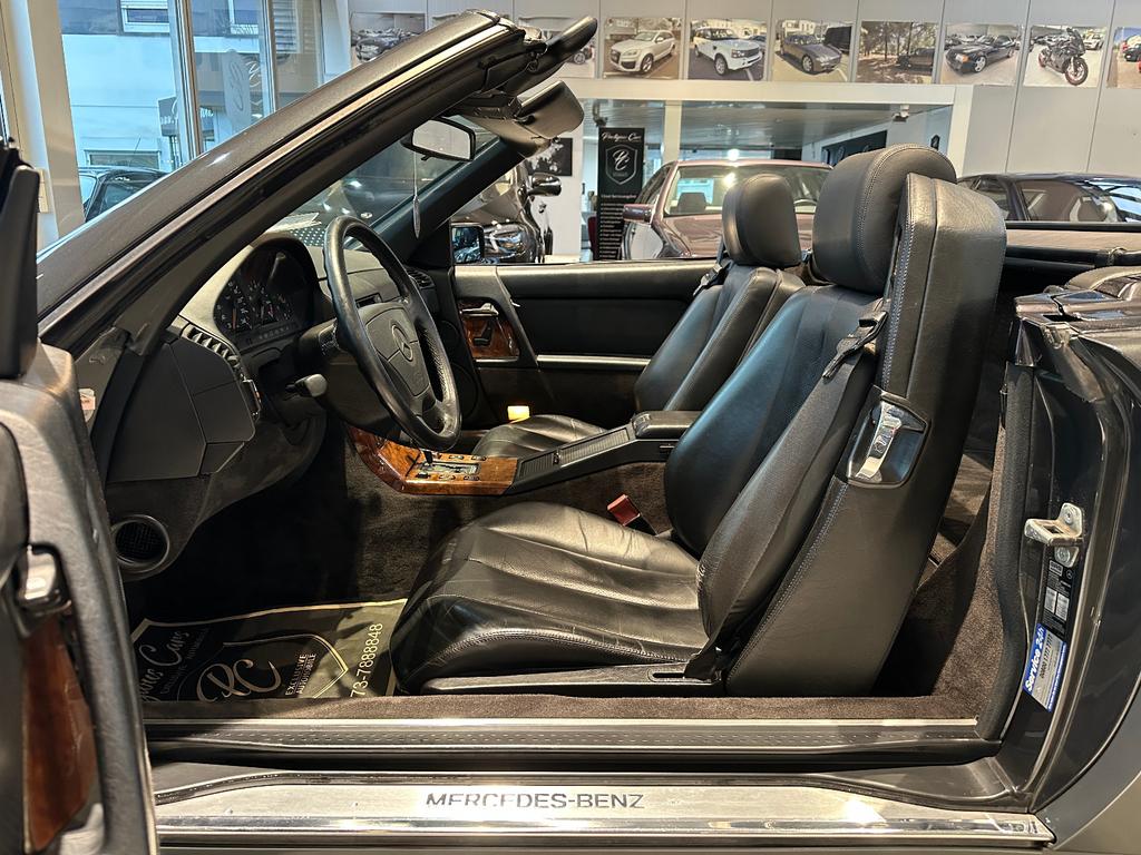 Mercedes-Benz SL 300