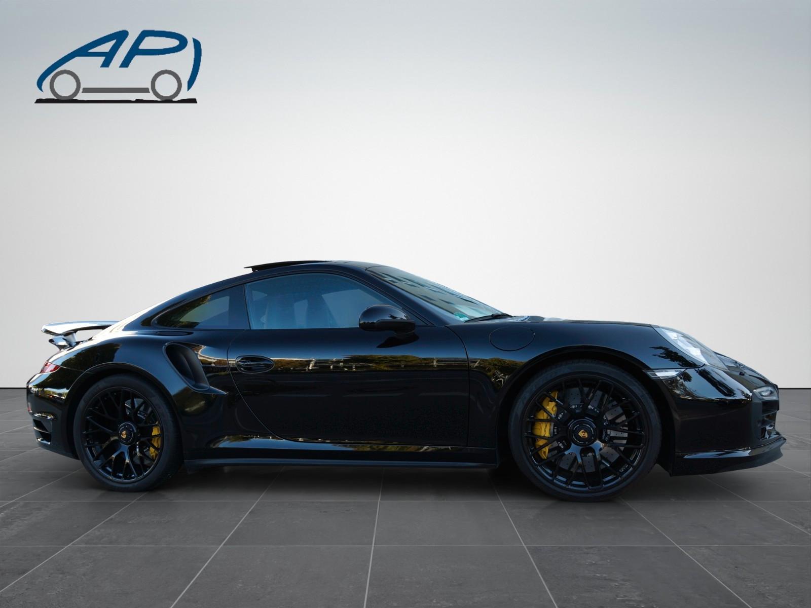 Porsche 911 Turbo S Coupe/Navi/ACC/GSD/20" schwarz
