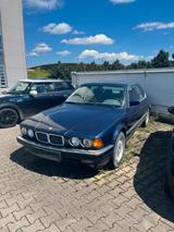 BMW 7er E32 730i 8Zylinder Handgeschaltet - BMW 730: E32