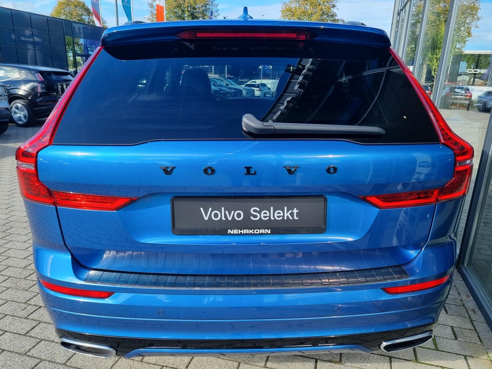 Fahrzeugabbildung Volvo XC60 B4 D R-Design