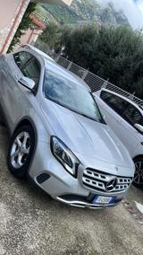 Mercedes-Benz Mercedes-benz GLA 200 d Automatic Sport - Mercedes GLA 200 mit Halbautomatikschaltung