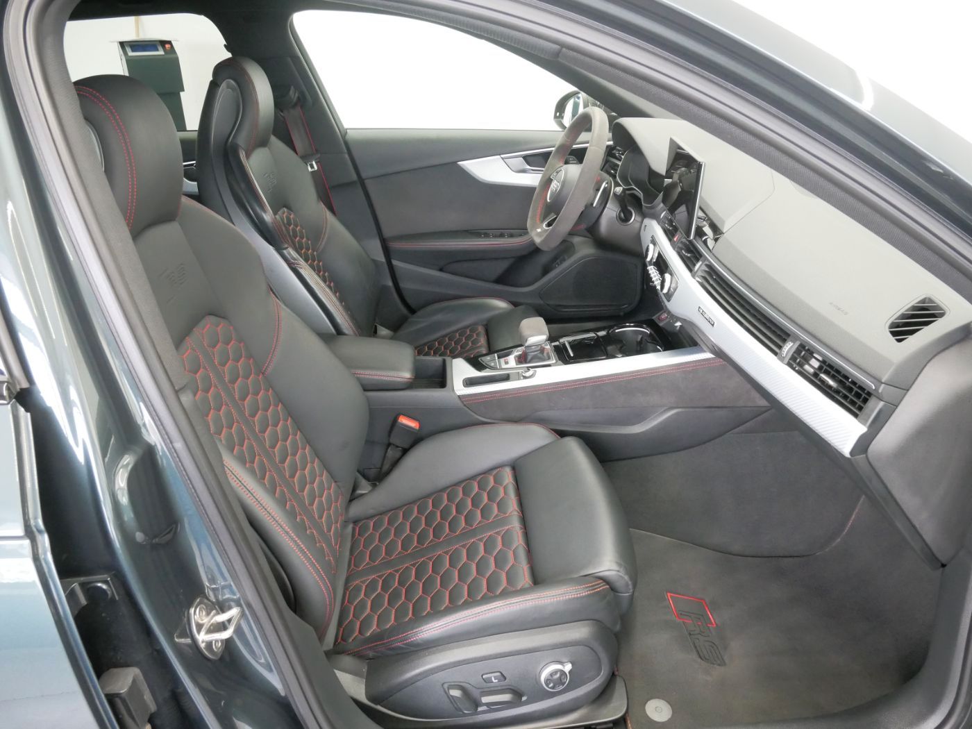 Audi RS4 - Bild 9
