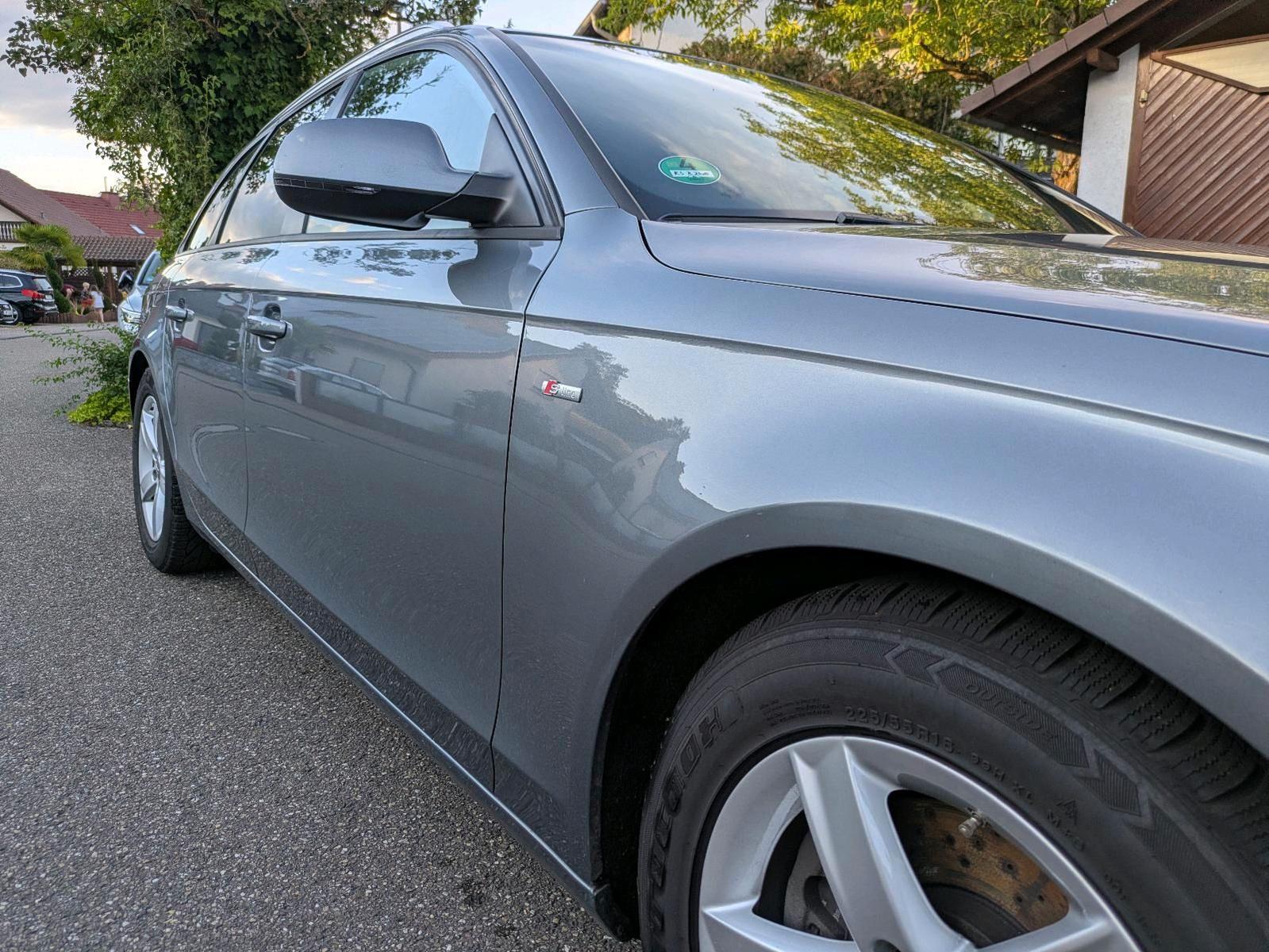 Audi A4 2011 — photo 6