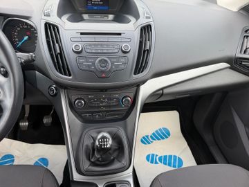 Ford Kuga - 12