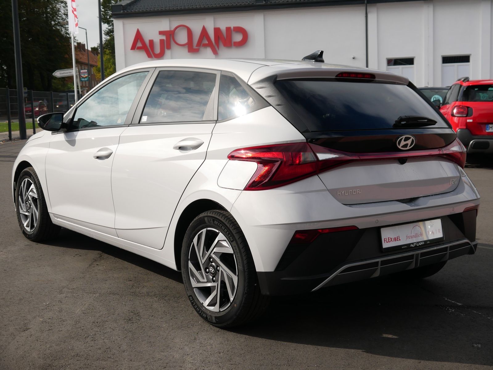 Hyundai i20 1.2 Navi Kamera Tempomat imagem 3