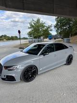 Audi RS3 2.5 TFSI S tronic quattro - 623PS !! - Audi RS3: Ps
