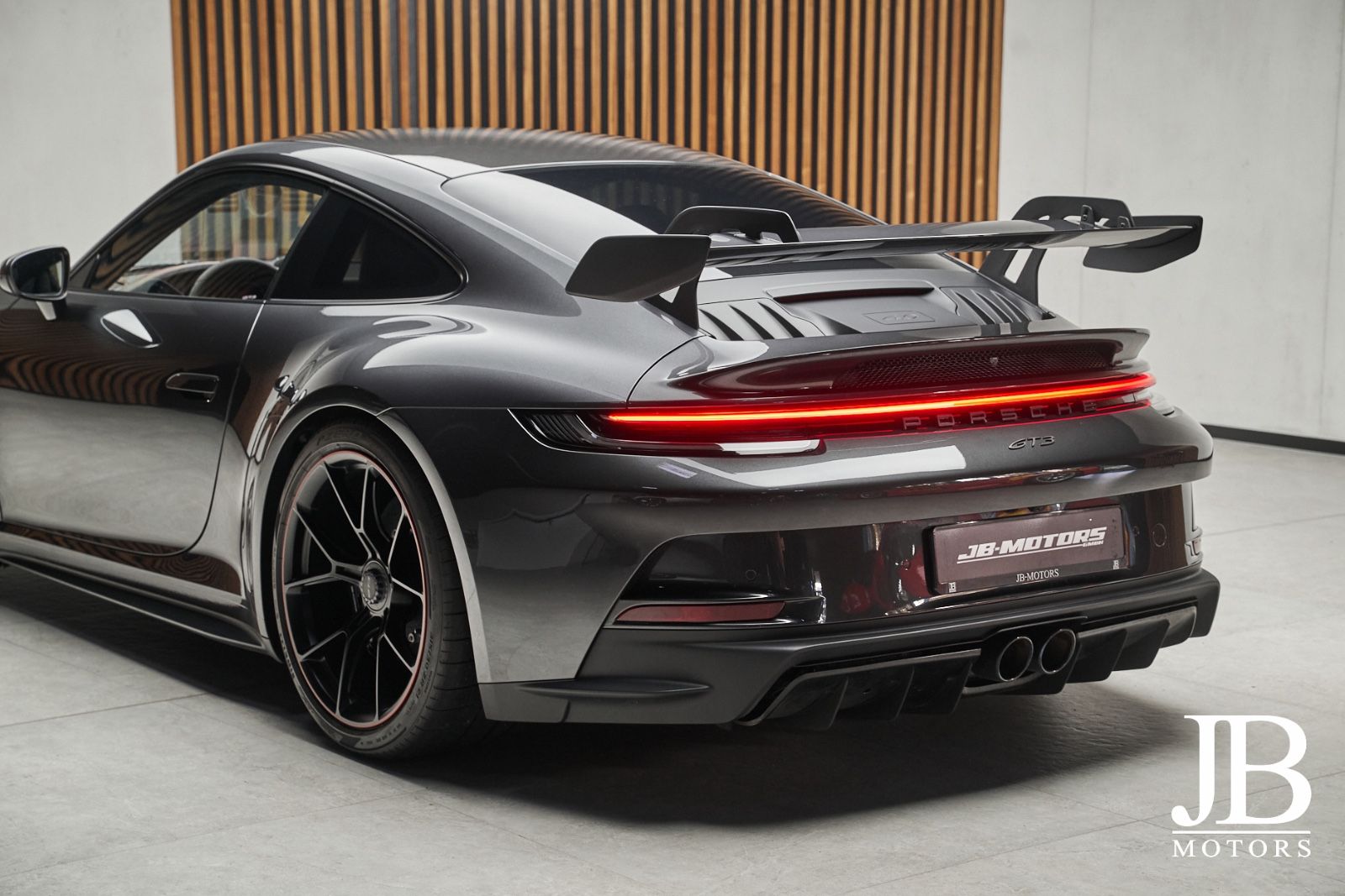 Fahrzeugabbildung Porsche 992.1 GT3 PTS PCCB Lift 18-Wege BOSE Carbon