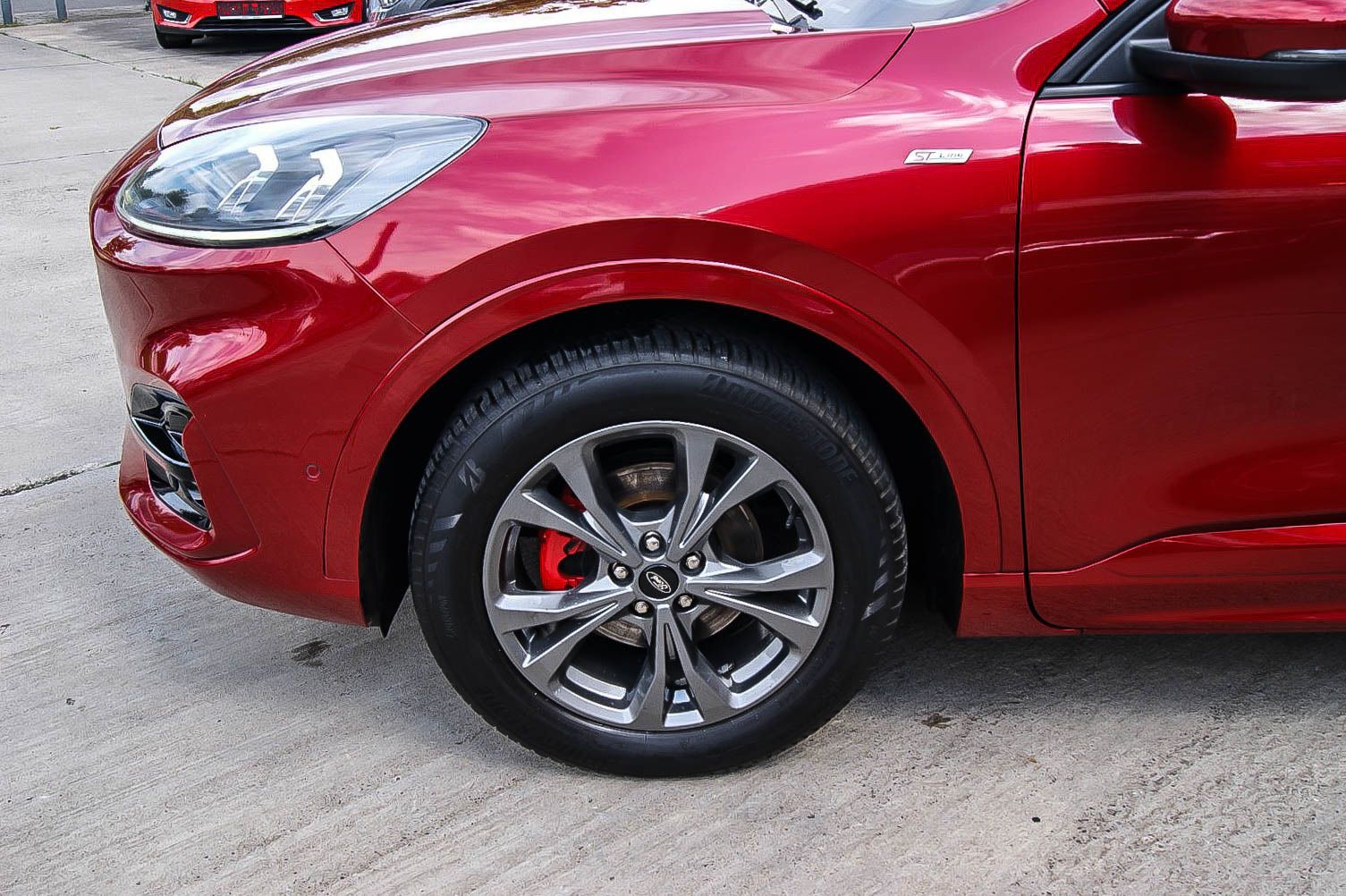 Fahrzeugabbildung Ford Kuga ST-Line X 1.5i HEADUP KAMERA LED ACC 1.HAND