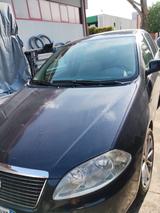 Fiat Croma 1.9 Multijet Active - gebrauchte Fiat Croma aus dem Jahr 2005