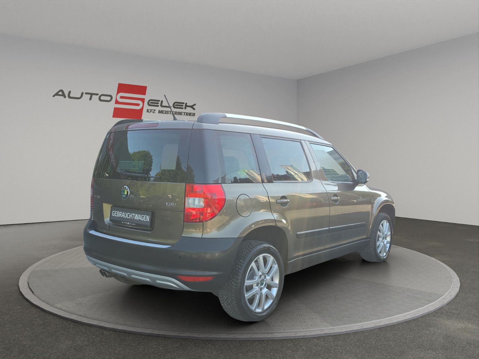 Fahrzeugabbildung SKODA Yeti TDI Ambition Plus Edition 4x4 ALLRAD TEMPOM