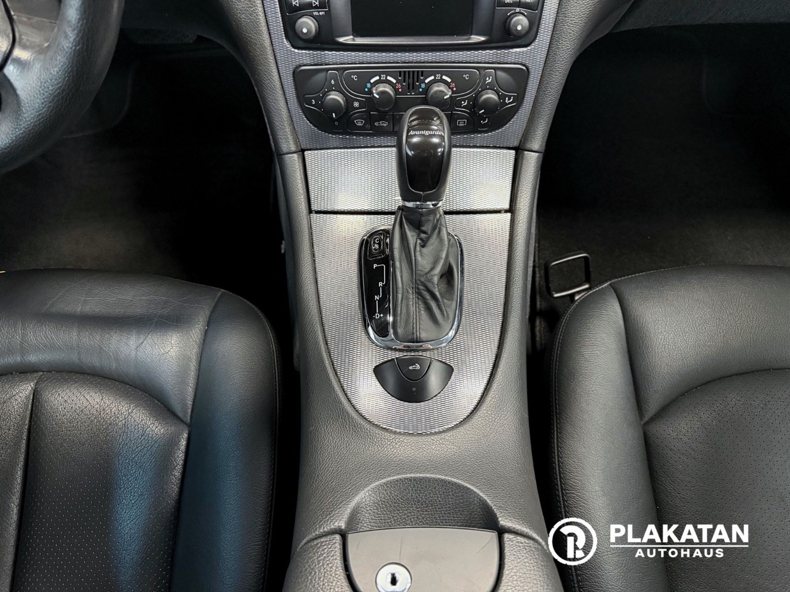 Fahrzeugabbildung Mercedes-Benz CLK 200 Cabrio Leder Memory Bi-Xenon MB-Service