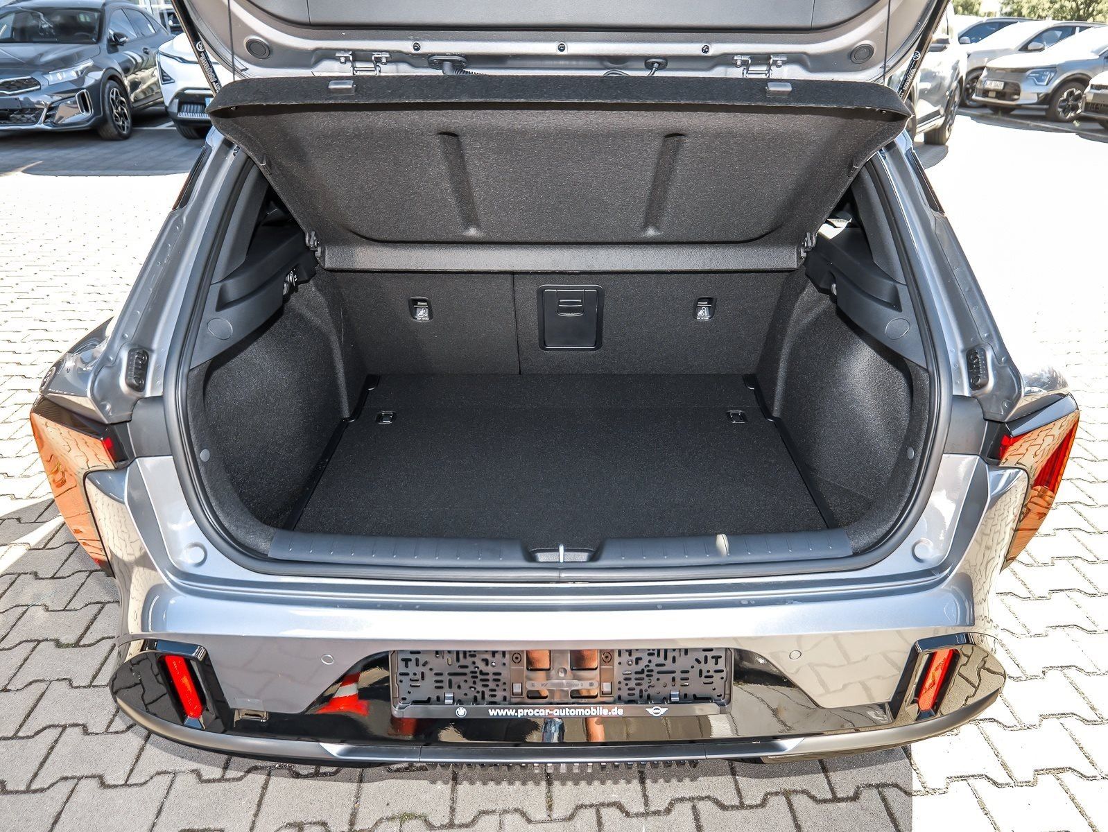 Kia K4 - Bild 17
