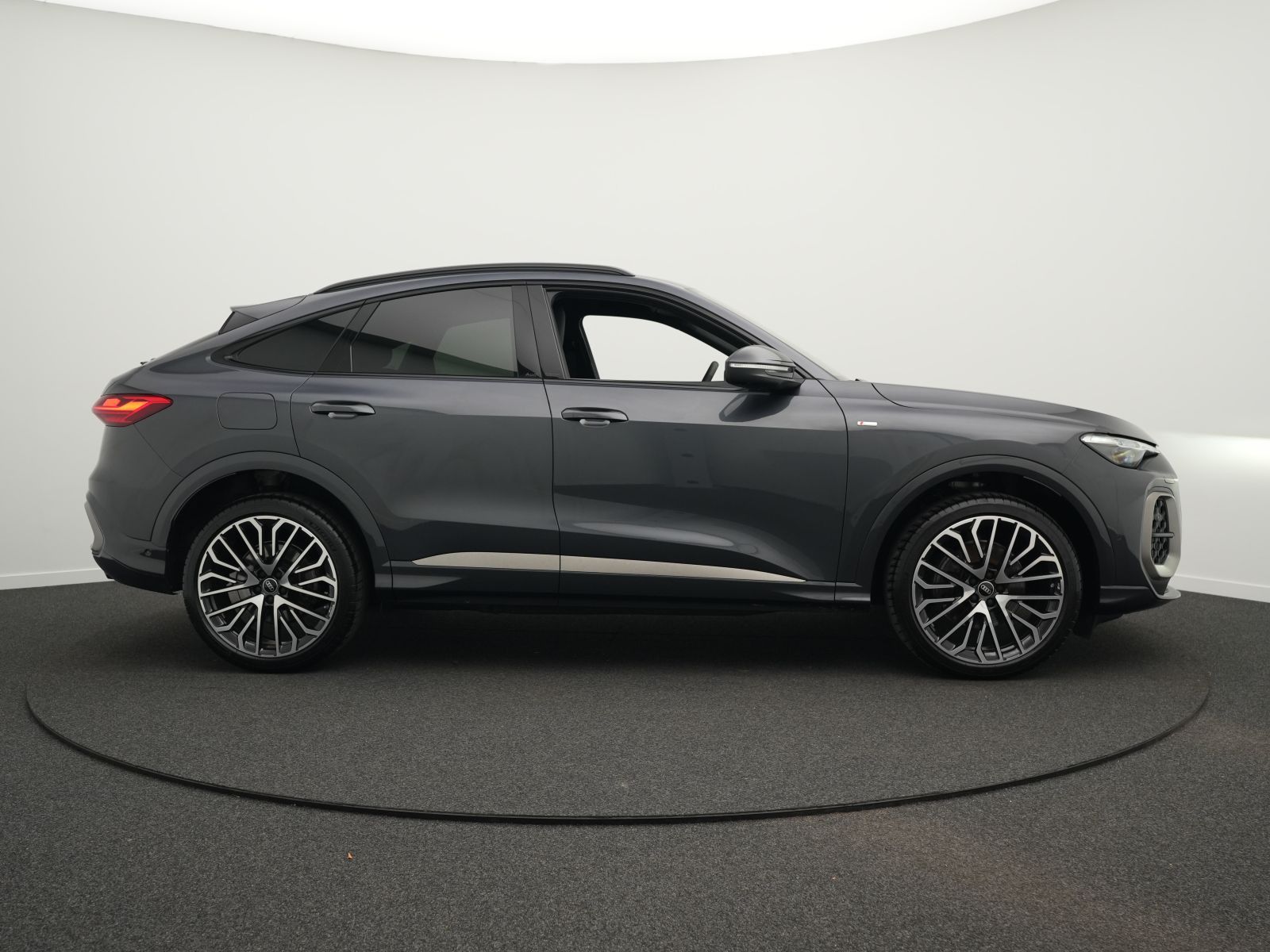 Audi Q5 - Bild 15