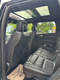 Jeep Grand Cherokee - 9