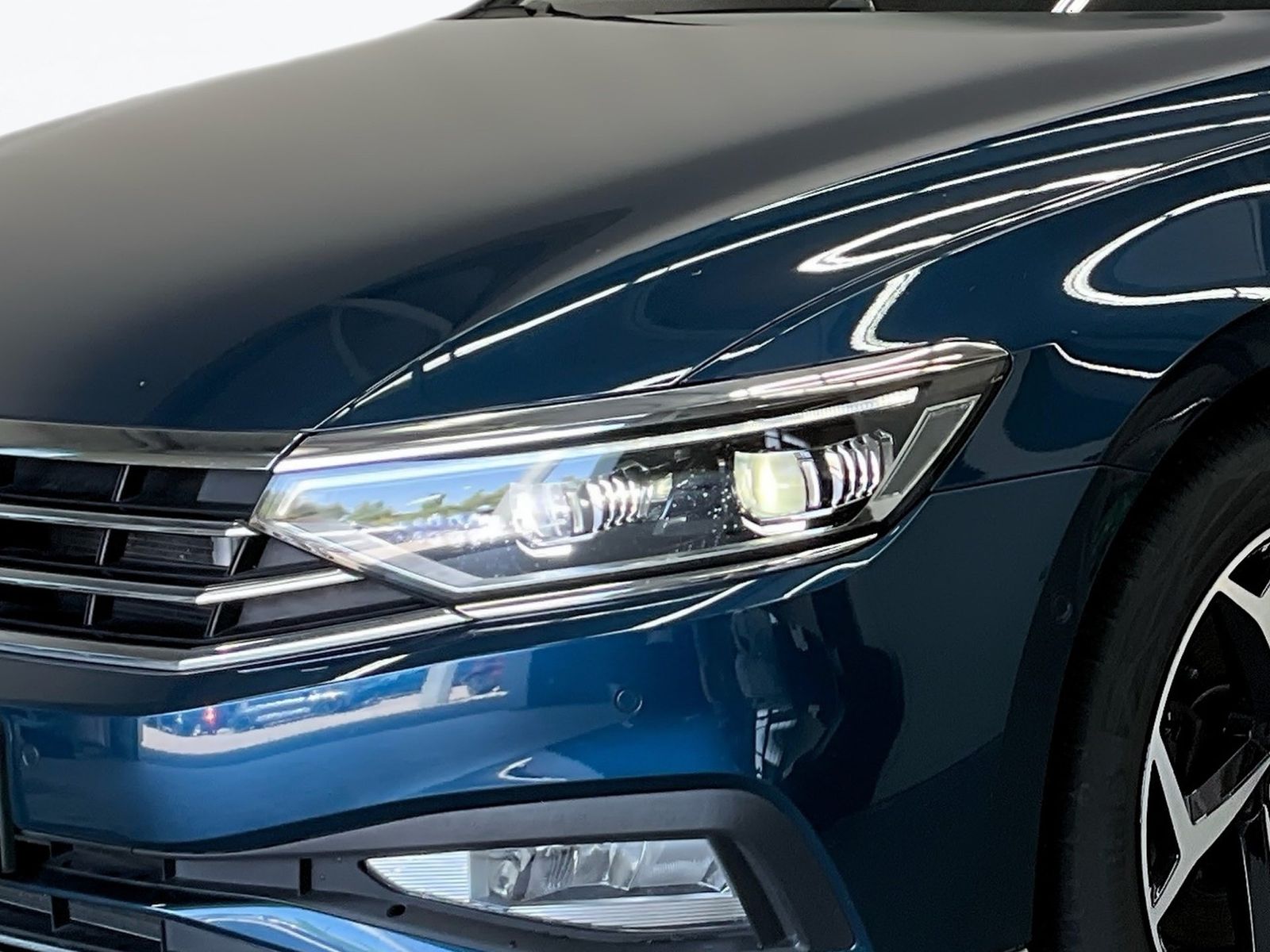 Volkswagen Passat Variant - Bild 6
