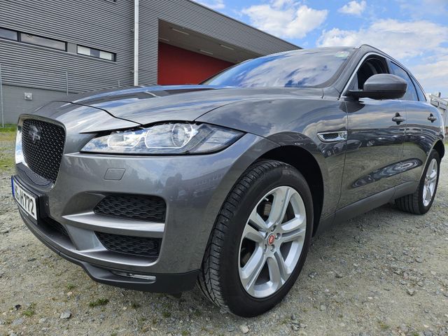 Jaguar F-PACE 3.0D ALLRAD * LEDER * NAVIGATION * PDC