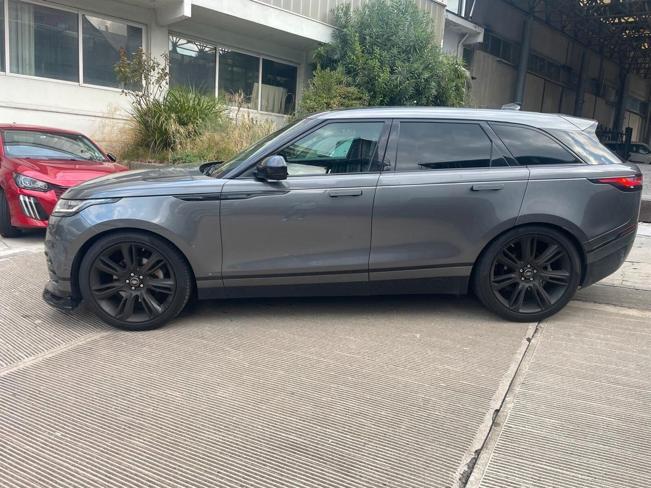 Land Rover Range Velar 2.0 Si4 300 CV R-Dynamic  imagem 2