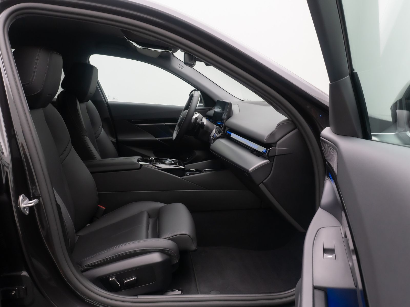 Fahrzeugabbildung BMW 520d Kamera DAB Alarm Leder Sportsitz 18Zoll