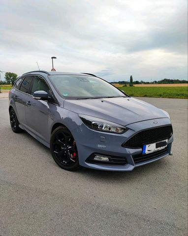 Ford Focus ST 2.0 EcoBoost Turnier Leder-S...