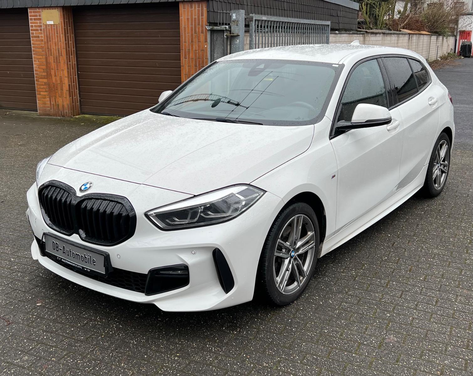BMW 118 i M Sport,NAVI,HEAD-UP,LED,ACC