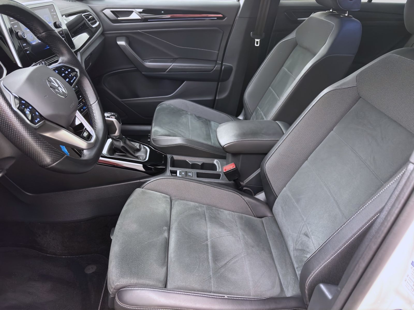 Volkswagen T-Roc - Bild 10