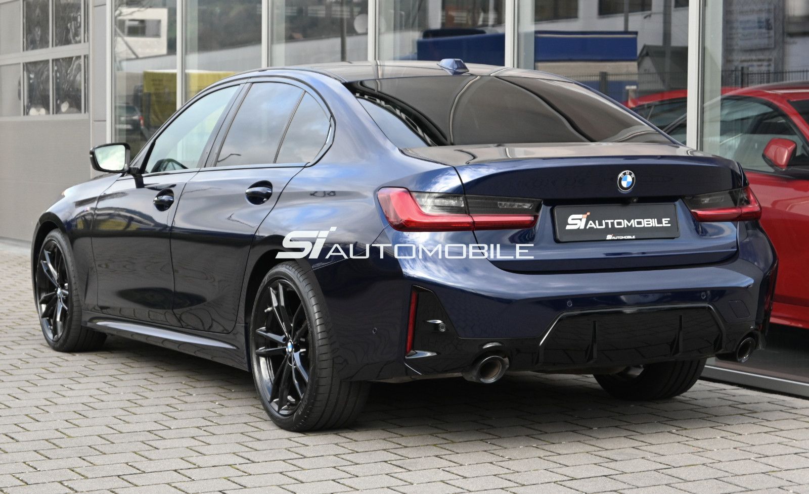 Fahrzeugabbildung BMW 320d xDrive M Sport °ACC°HEAD-UP°STANDHEIZ°KAM°