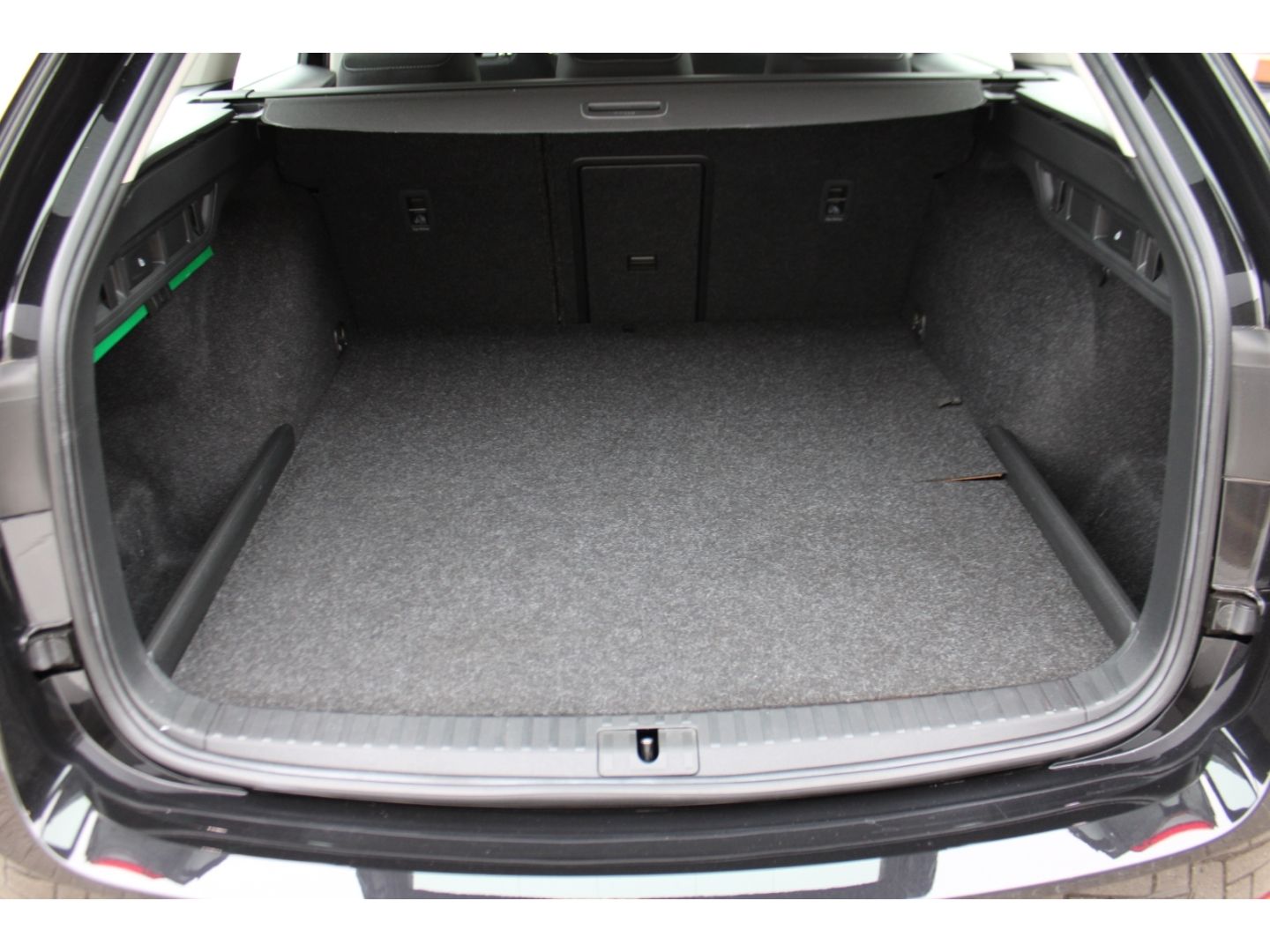 Fahrzeugabbildung SKODA Octavia Style Combi 1.4 TSI iV PHEV DSG Navi LED