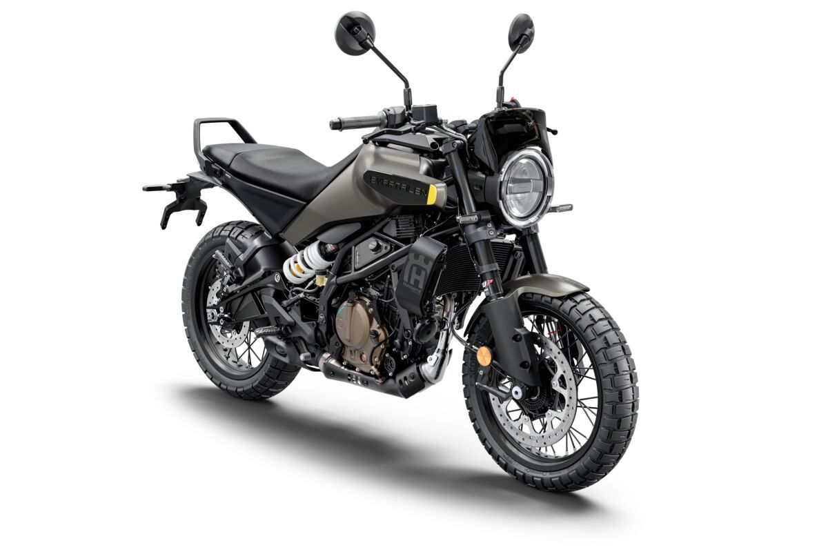 Fahrzeugabbildung Husqvarna Svartpilen 125 2024 ab 2,9%
