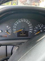 Mercedes-Benz Mercedes w210 e200 - Mercedes-Benz E 200 aus 2001