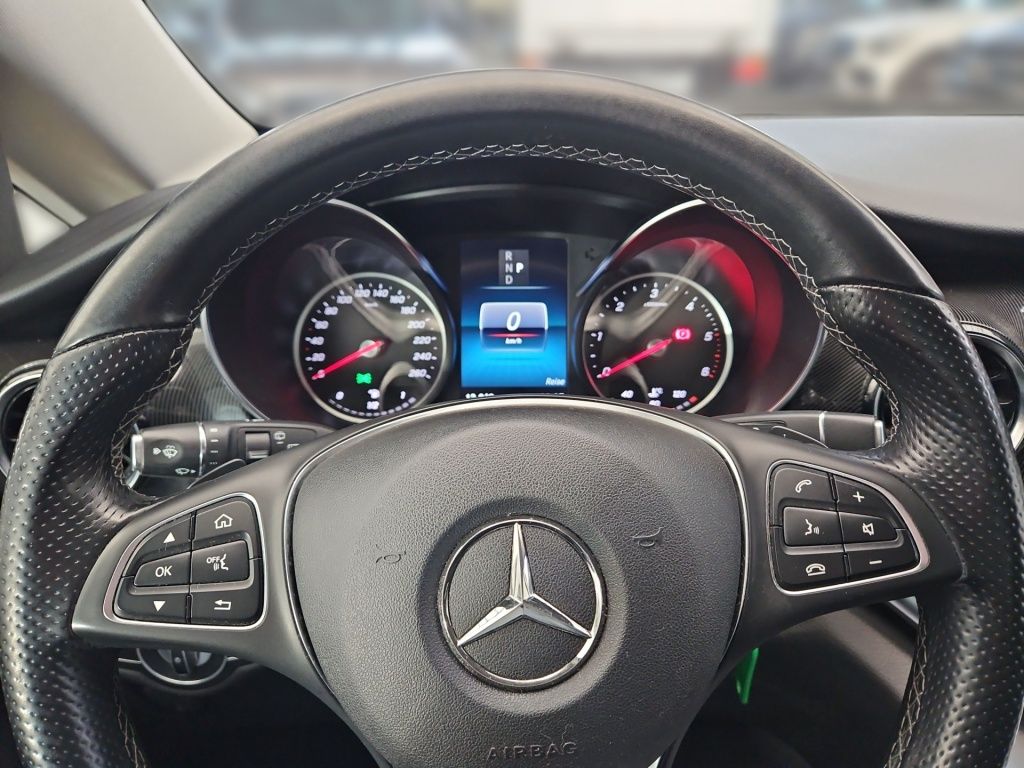 Fahrzeugabbildung Mercedes-Benz V 220 ED lang Tisch AHK Panorama LED 10''MBUX RF