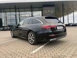 Mercedes-Benz E 300 e T Autom. mit EQ Hybrid Tech - - gebrauchte Mercedes-Benz E 300 aus dem Jahr 2024