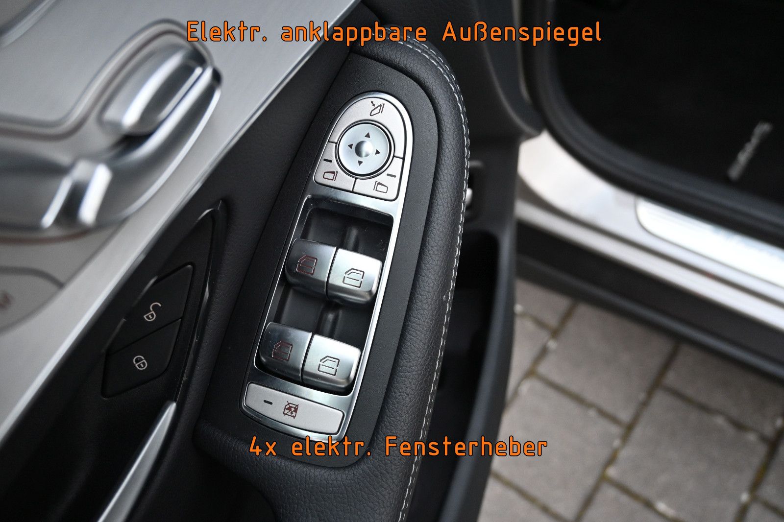 Fahrzeugabbildung Mercedes-Benz GLC 300 d 4MAT. Coupé AMG LINE °MEMORY°SITZKLIMA