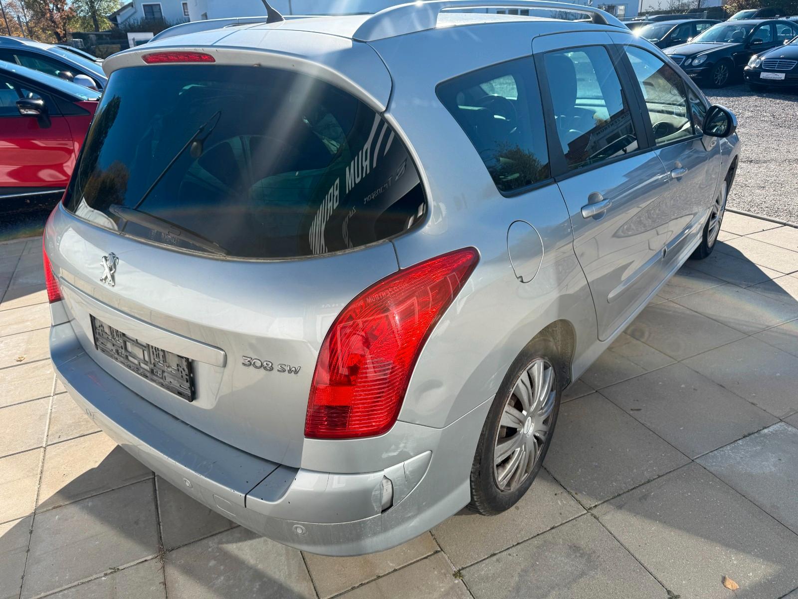 Peugeot 308 2012 — photo 5